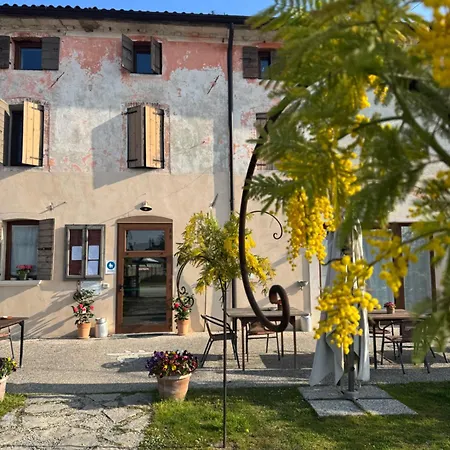 Al Capretto Farm stay San Vendemiano